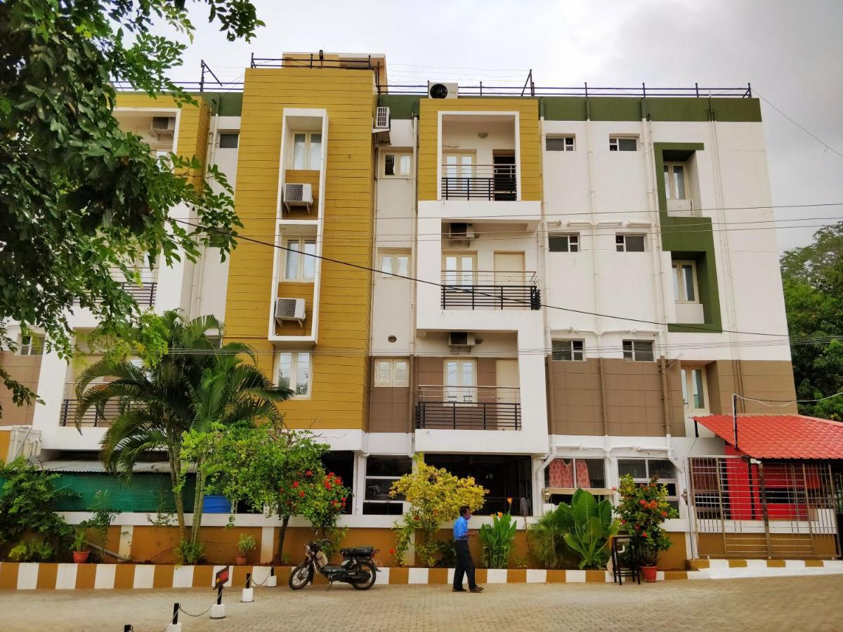 Ramana Towers Appartement Tiruvannāmalai Buitenkant foto