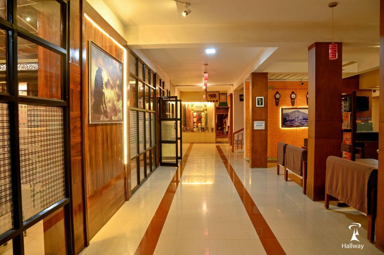 Ramana Towers Appartement Tiruvannāmalai Buitenkant foto