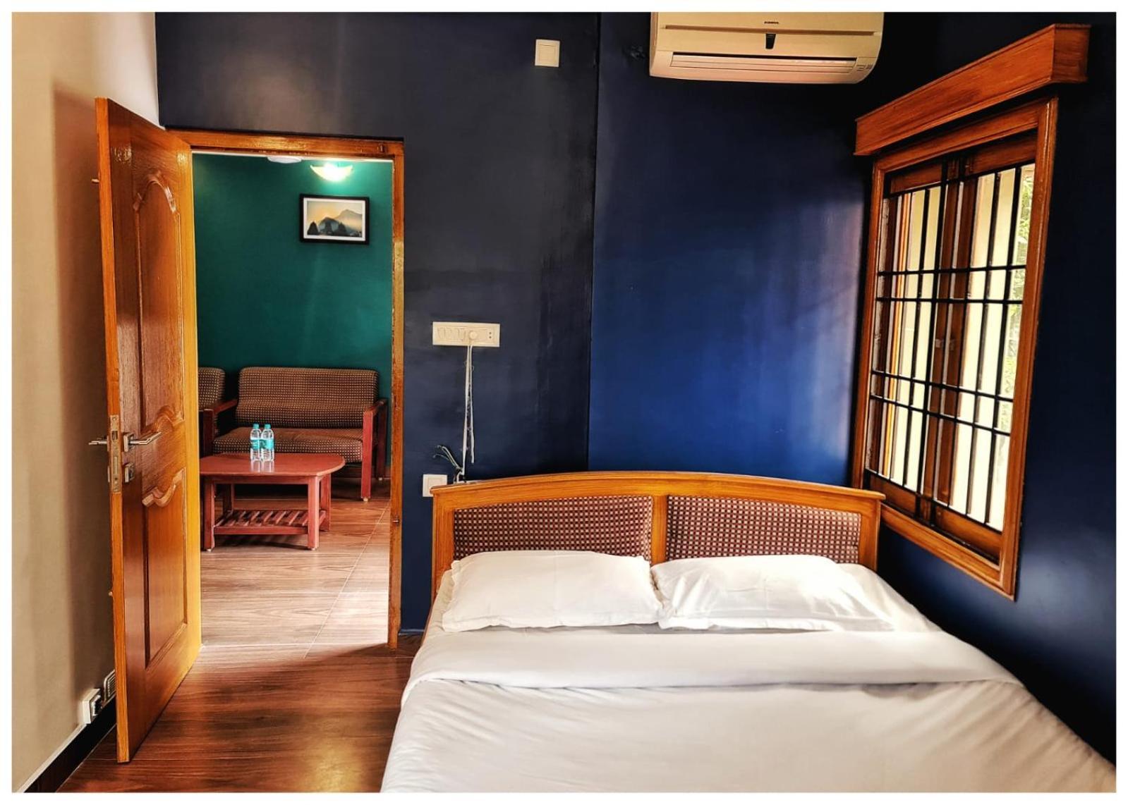 Ramana Towers Appartement Tiruvannāmalai Buitenkant foto