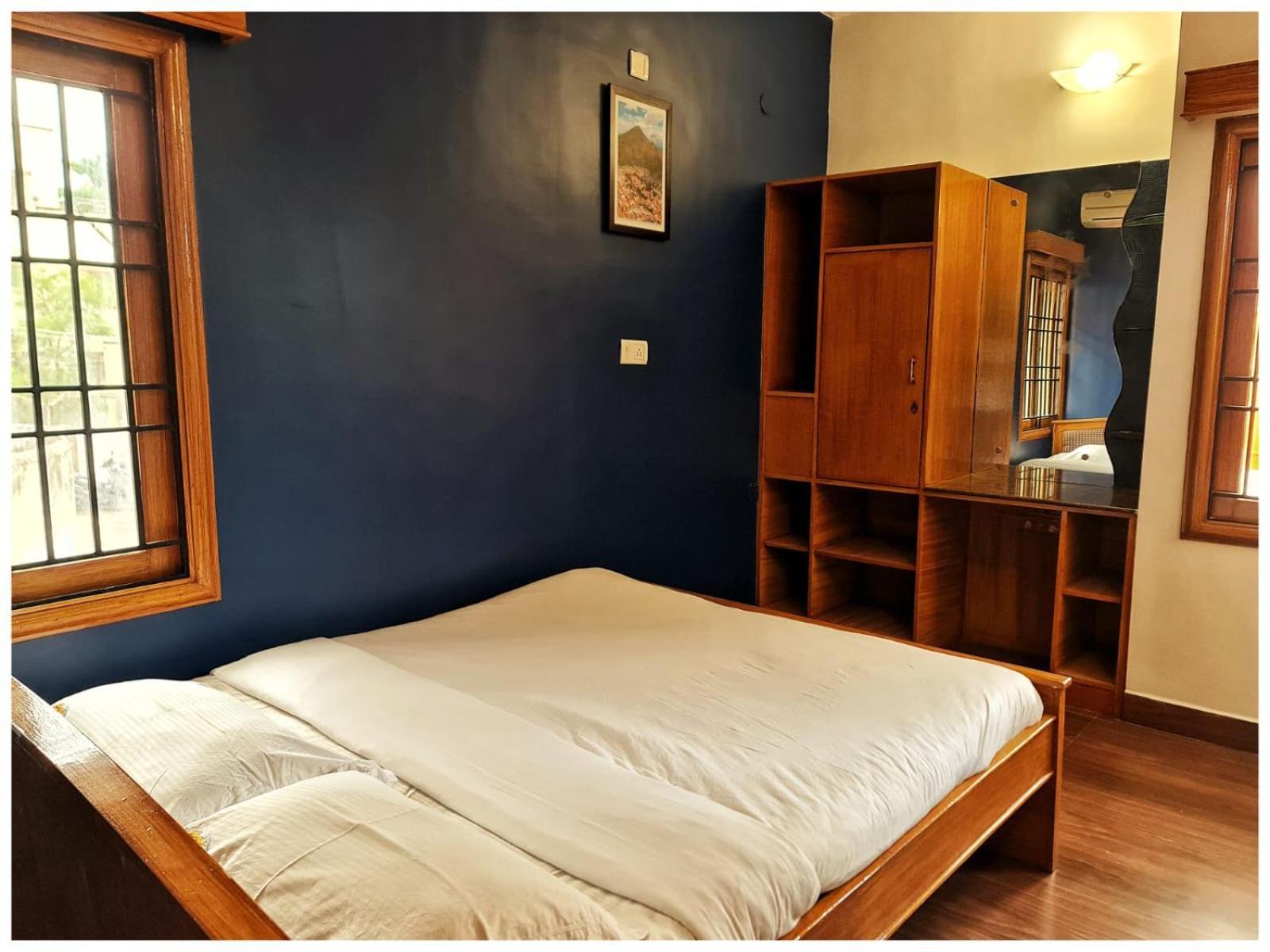 Ramana Towers Appartement Tiruvannāmalai Buitenkant foto