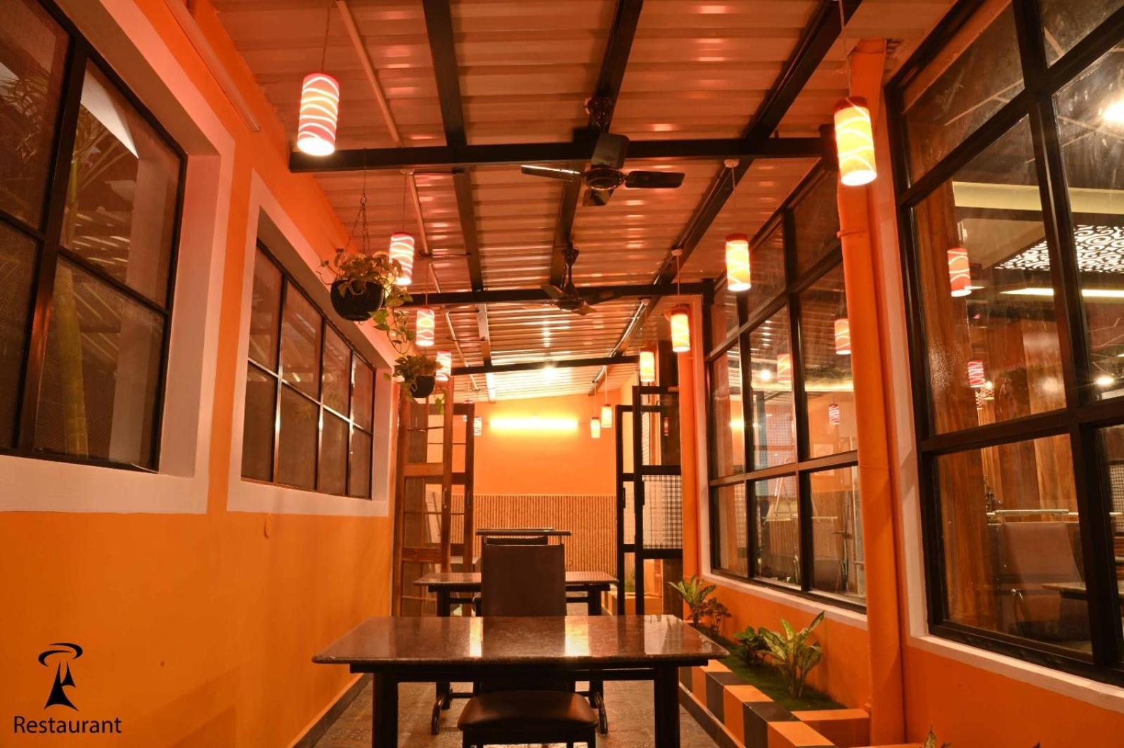 Ramana Towers Appartement Tiruvannāmalai Buitenkant foto