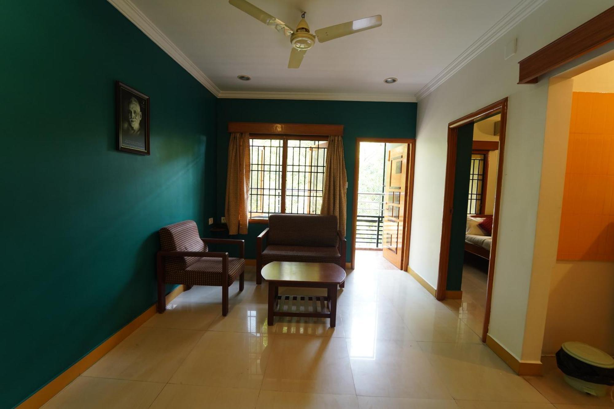Ramana Towers Appartement Tiruvannāmalai Buitenkant foto