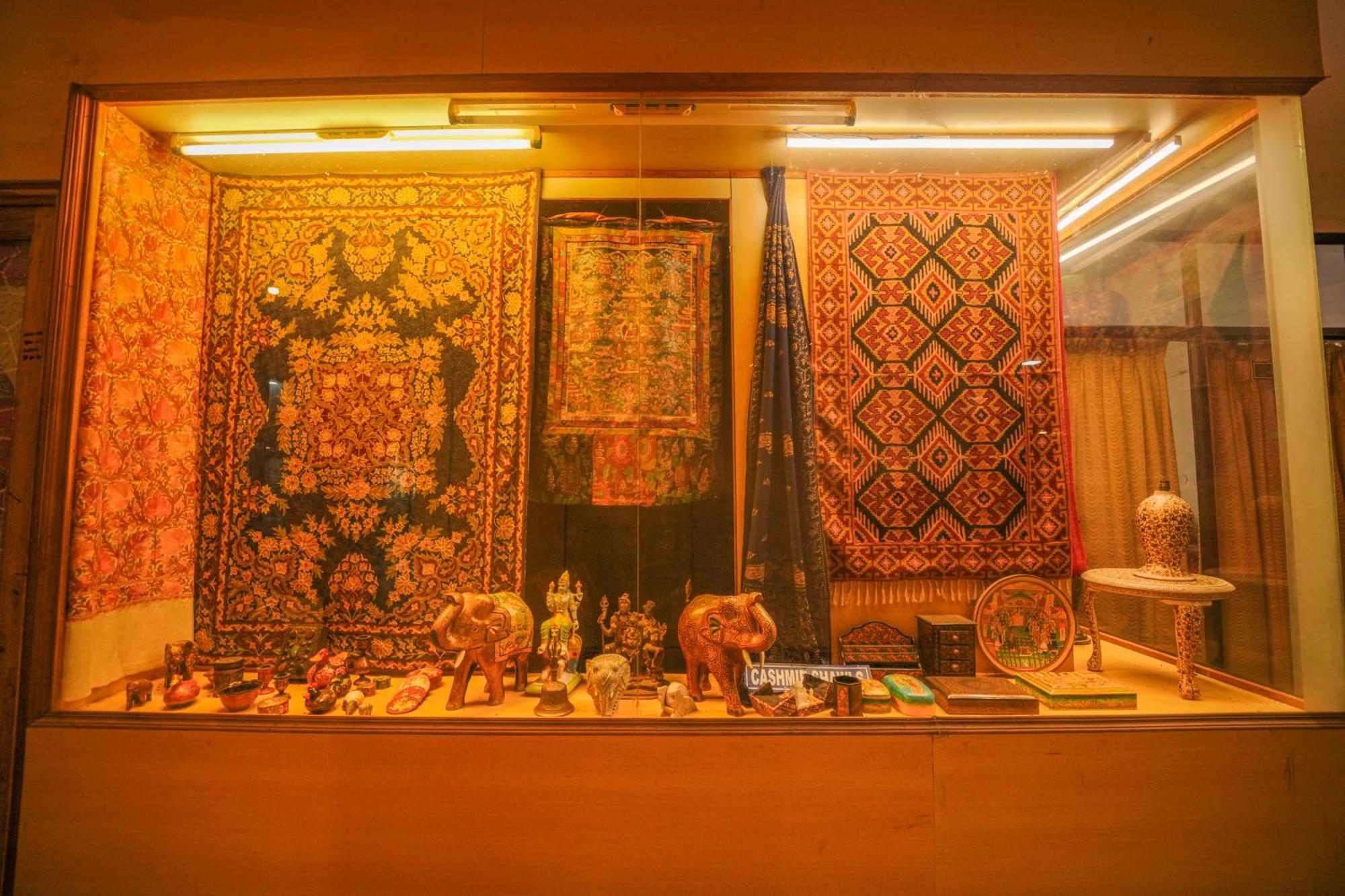Ramana Towers Appartement Tiruvannāmalai Buitenkant foto