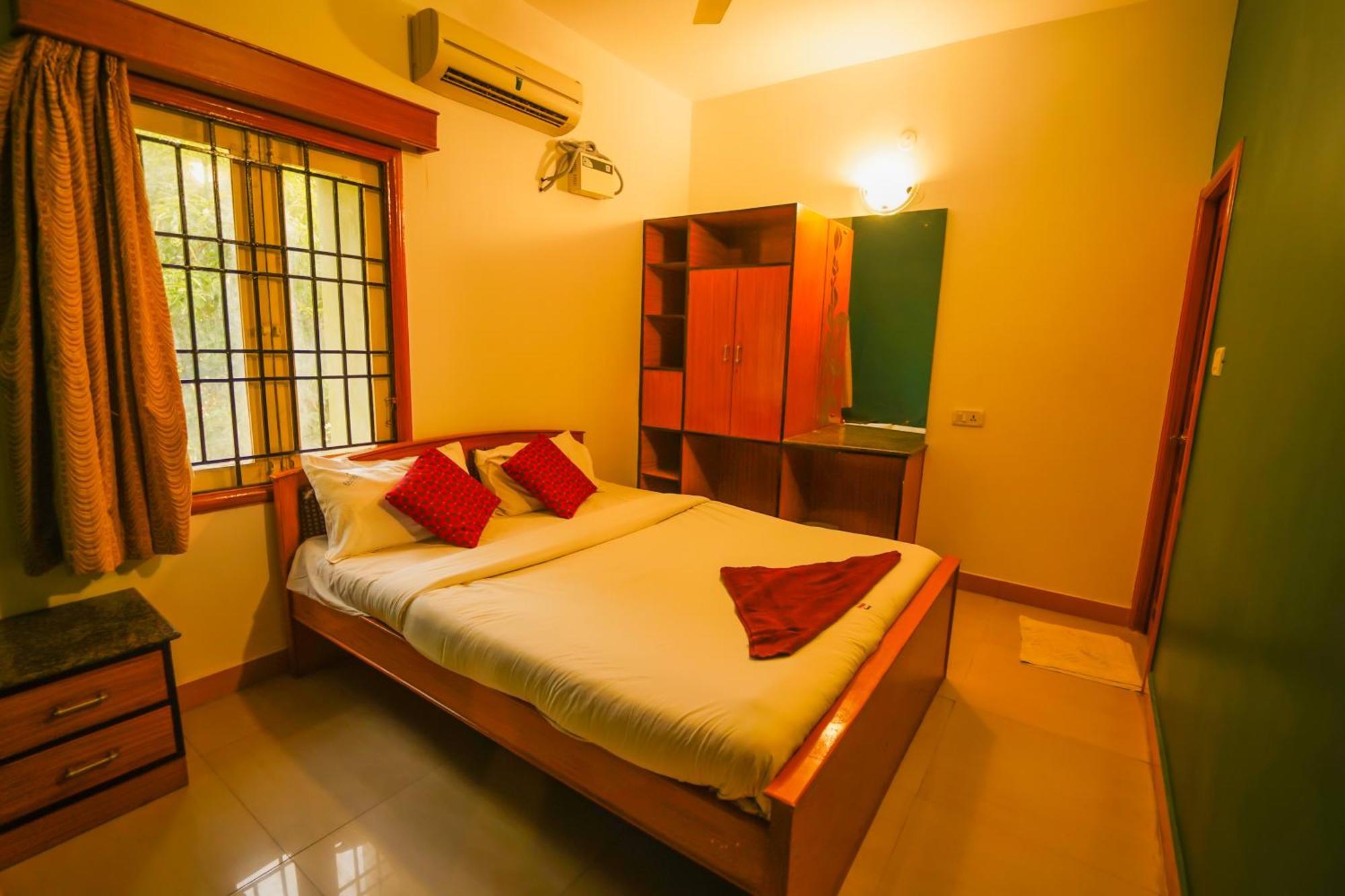 Ramana Towers Appartement Tiruvannāmalai Buitenkant foto