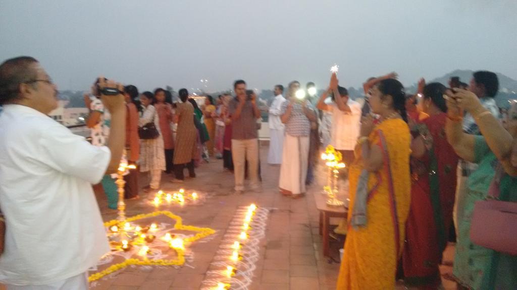 Ramana Towers Appartement Tiruvannāmalai Buitenkant foto