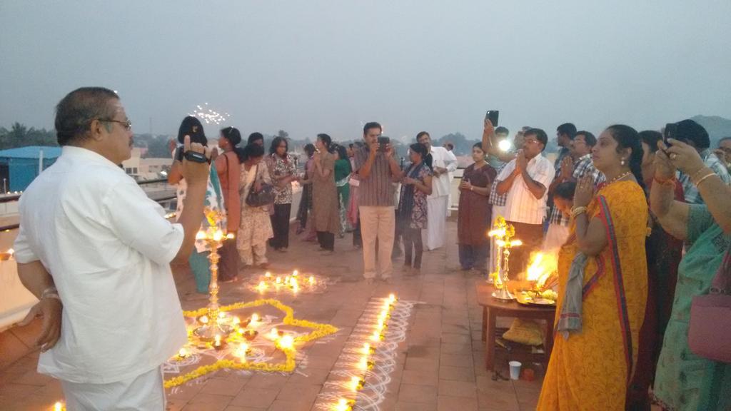 Ramana Towers Appartement Tiruvannāmalai Buitenkant foto